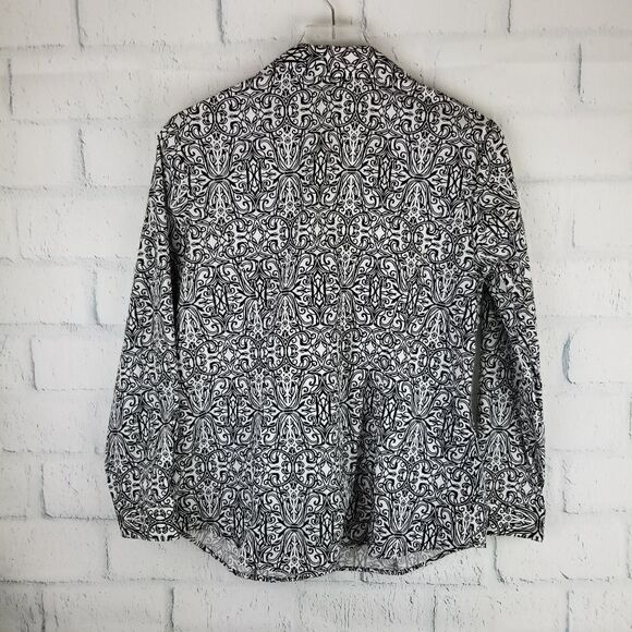 Career Style Blouse Front Button Up Shirt. - Picture 7 of 8